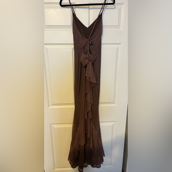 Windsor Maternity Photoshoot Dress low back sparkly stretchy gown prom dress - Picture 3 of 5